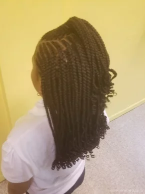 Star african pro hair braiding, Chicago - Photo 6