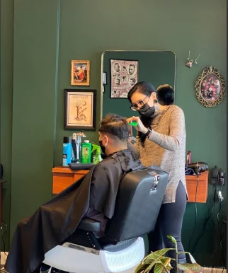 The Barber Parlour at Edison Park, Chicago - Photo 4