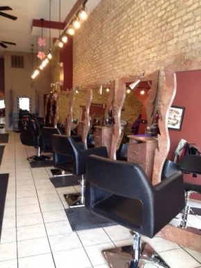 Issues Barber & Beauty Salon, Chicago - Photo 3