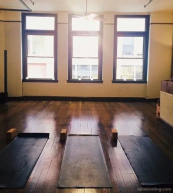 Annex Yoga Studio, Cincinnati - Photo 2