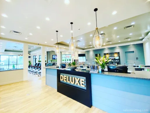 Deluxe Nails Salon & Spa of Oakley, Cincinnati - Photo 4
