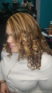 Bella's Hair Creations by Loly, Cleveland - Photo 3