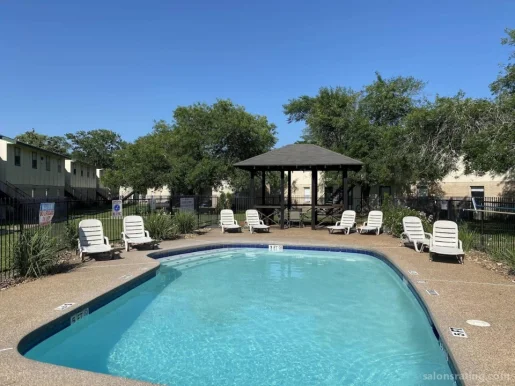 Brazos Point Apartments, College Station - Photo 4