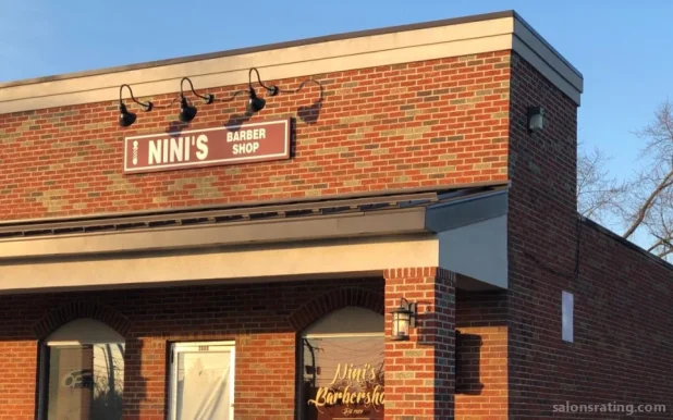 Nini's Barber Shop, Columbus - Photo 4