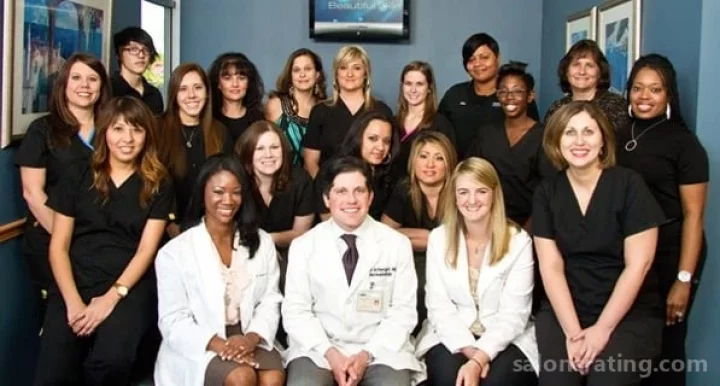 Dermatology Consultants Of North Dallas, Dallas - Photo 4