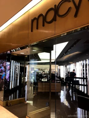 MAC Cosmetics - Macy’s Galleria, Dallas - Photo 2