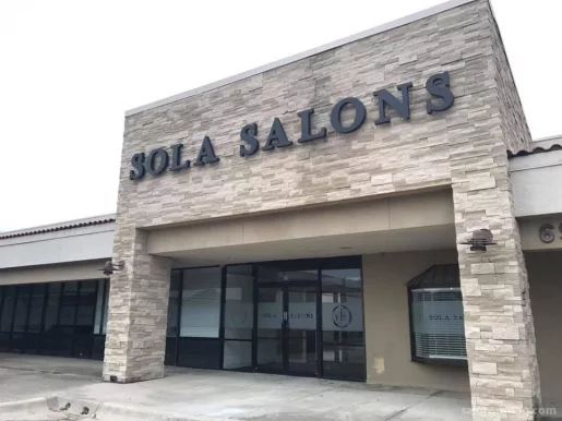 Sola Salon Studios, Dallas - Photo 6