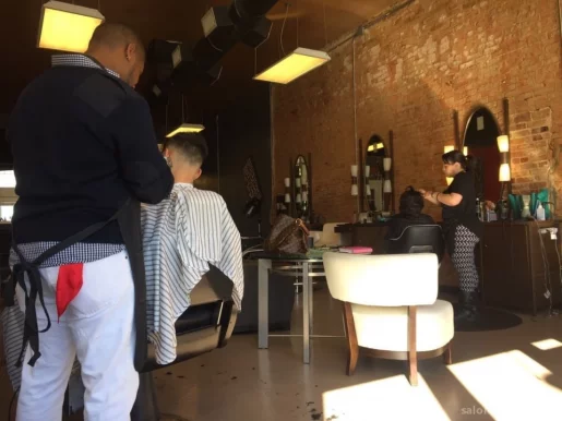 Escape Salon & Barber Lounge, Dallas - Photo 8