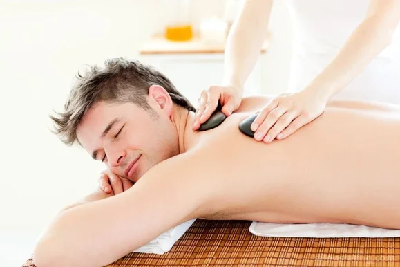 Simply Massage, Davie - Photo 1