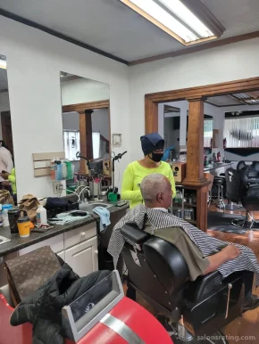 Top-The Line Barber & Beauty, Dayton - 