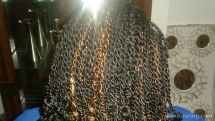 Empress African hair braiding, Detroit - Photo 4