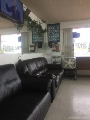 Scott's Barber Shop, El Cajon - Photo 4