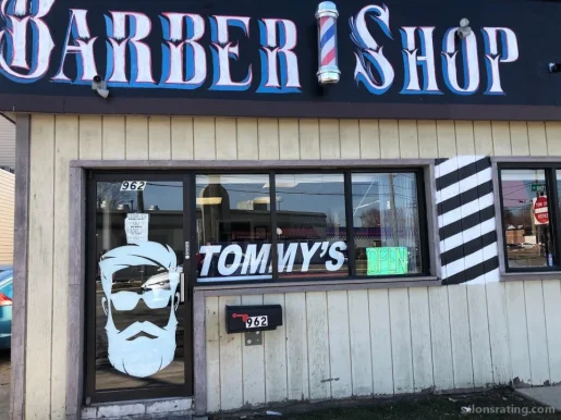 Tommy's Barbershop, Elgin - Photo 2
