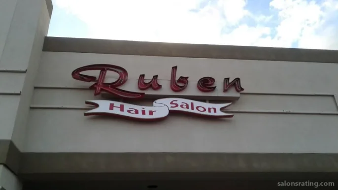 Ruben's Hair Salon, El Paso - Photo 4