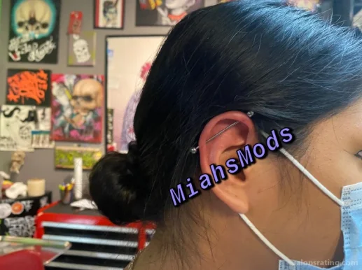 Miah's Mods Body Piercings and More, El Paso - Photo 2