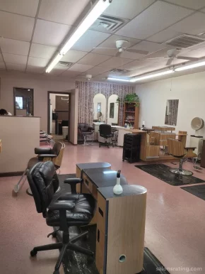 Headquarters Hair Studio Association, El Paso - Photo 2