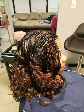Fatou African Hair Braiding, Evansville - Photo 2