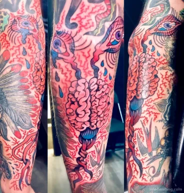 The Dead Yeti Tattoo, Evansville - Photo 1