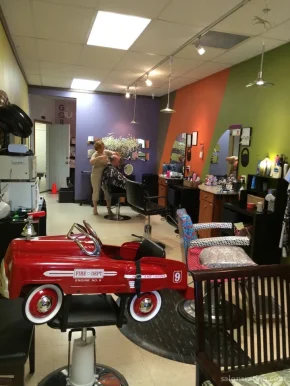 Dawn's Hair Salon, Everett - Photo 2