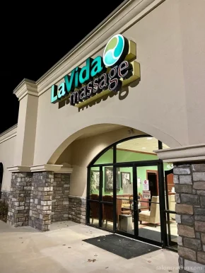 LaVida Massage, Fayetteville - Photo 1