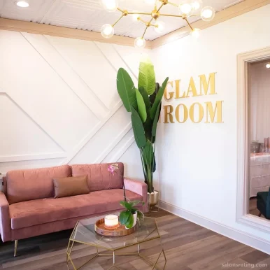Glam Room, Fresno - 