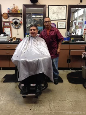 Ashlan Center Barber Shop, Fresno - Photo 6