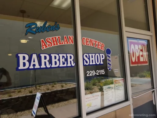 Ashlan Center Barber Shop, Fresno - Photo 8