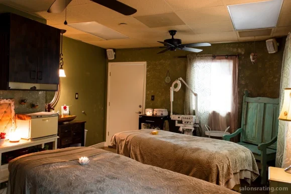 Serenity Salon Suites, Glendale - Photo 1