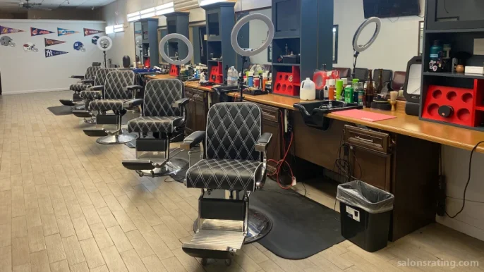 Gentlemen’s Cuts Barbershop, Glendale - Photo 1