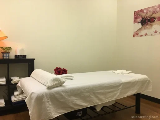 Comfy zone massage, Grand Prairie - Photo 4