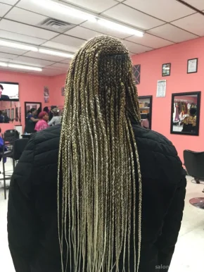 Mariam's African Hair Braiding, Grand Rapids - Photo 2