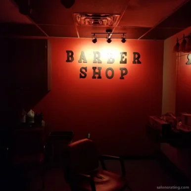 Hector's Barber Shop, Hartford - Photo 4