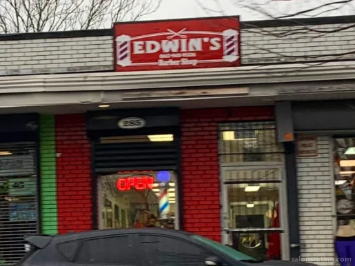 Edwins Barber Shop, Hartford - Photo 4