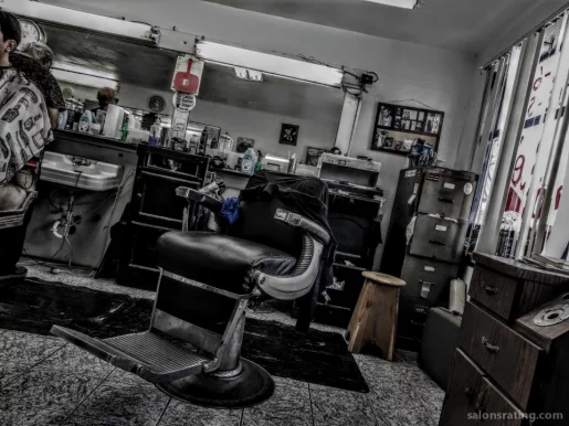Carlos’ Barbershop, Houston - Photo 3