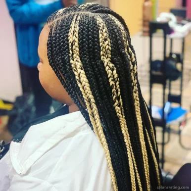 Ola African Hair Braiding, Indianapolis - Photo 2