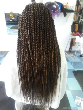 Queen B African Hair Braiding, Killeen - Photo 3