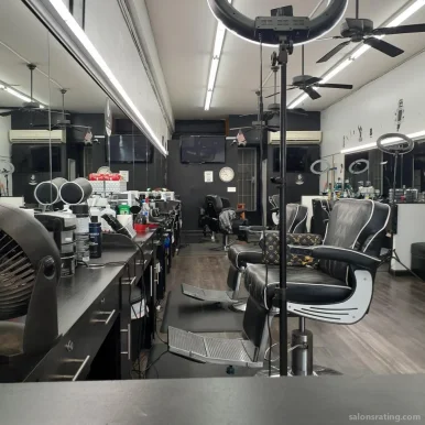 Dominicano barber shop y salon 🇩🇴, Los Angeles - Photo 3