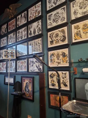 Golden Daggers Tattoo Studio, Los Angeles - Photo 2