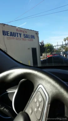 Betty's Beauty Salon, Los Angeles - Photo 2