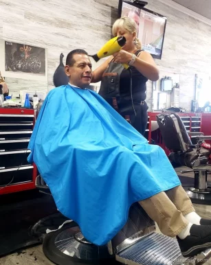 Rico's Barbershop #1, Los Angeles - Photo 2