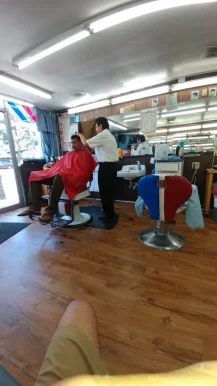 Queen Barber Shop, Los Angeles - Photo 2