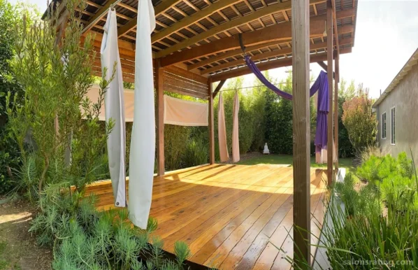 Malan's Yoga Garden, Los Angeles - Photo 2