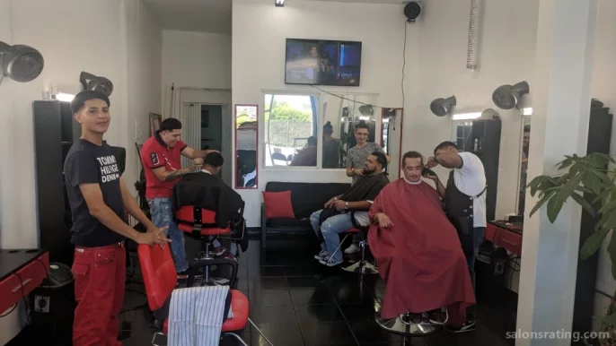 The Boyz Barbershop, Los Angeles - Photo 6