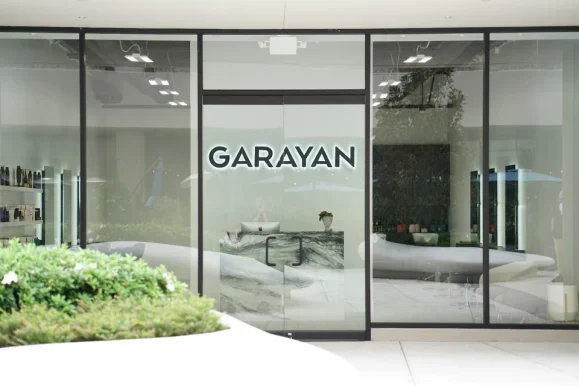 Garayan Salon, Los Angeles - Photo 3