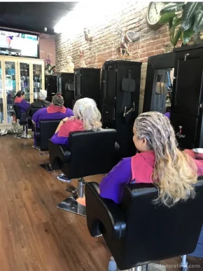 Salon Viejo Hair Studio, Los Angeles - Photo 2