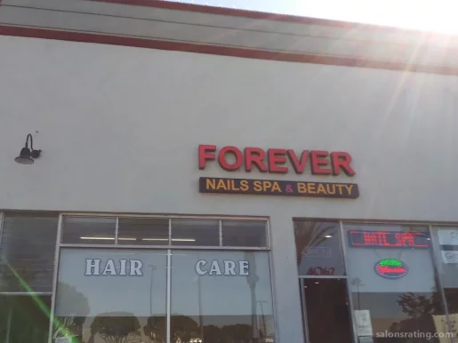 Forever Nails Spa & Beauty, Los Angeles - Photo 2