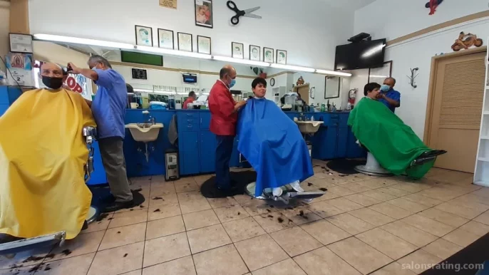 Estrella Barber Shop, Los Angeles - Photo 7