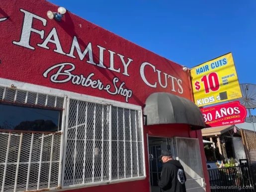 Family Cuts, Los Angeles - Photo 4