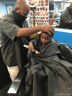 Skillz Unlimited Barbershop - Hair Cut Service, Coloring Company, Professional Dreadlock Stylist, Barber in Lakeland FL, Lakeland - Photo 4