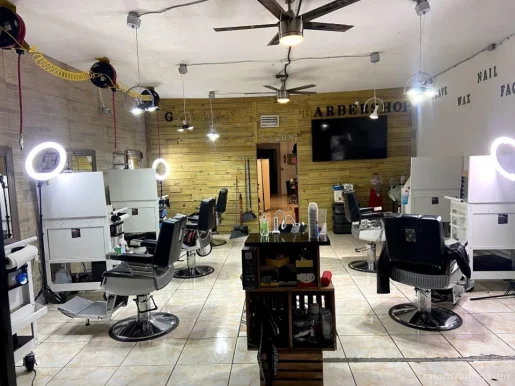 Golden barbershop and salon /Tattoos, Lakeland - Photo 4